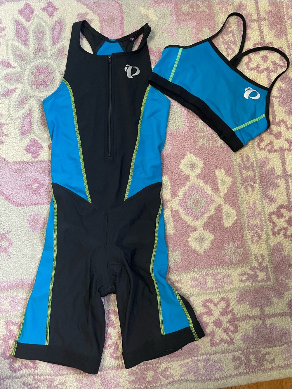 Pearl Izumi Triathalon Suit Set with Zip Front 2pc with Bra - Medium